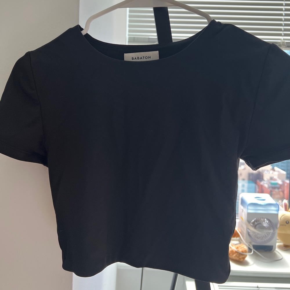 Contour Crew Cropped T-Shirt